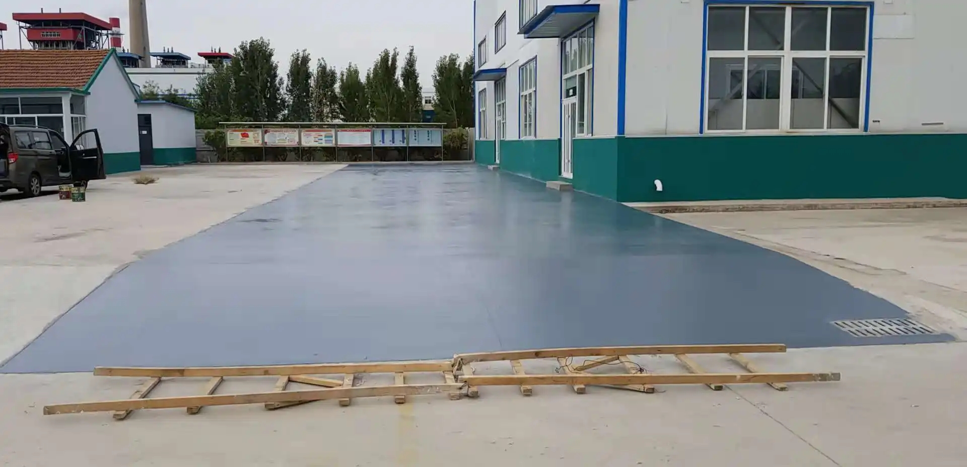 巴南车间厂房地坪漆修补翻新